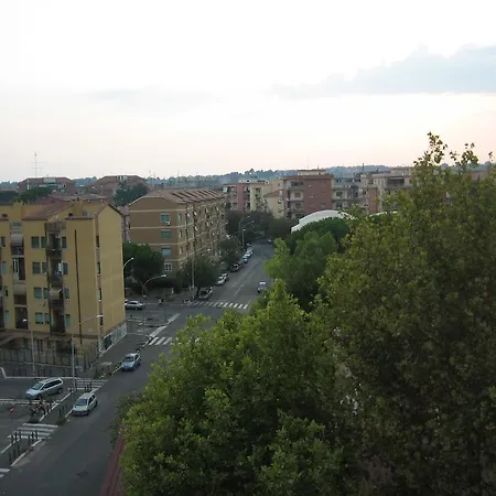 Ostiense 353 *